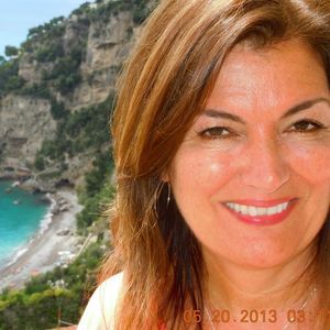 Meet your Posher, Debbie